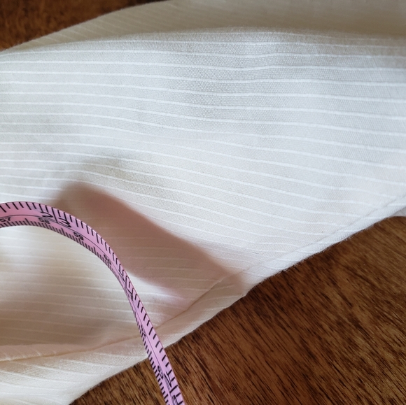 Womens Ralph Lauren button-front blouse. Yellow. Small. - Picture 4 of 5